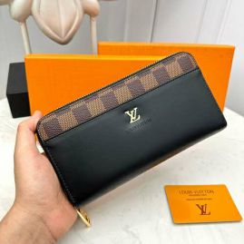 Picture of LV Wallets _SKUfw142364438fw